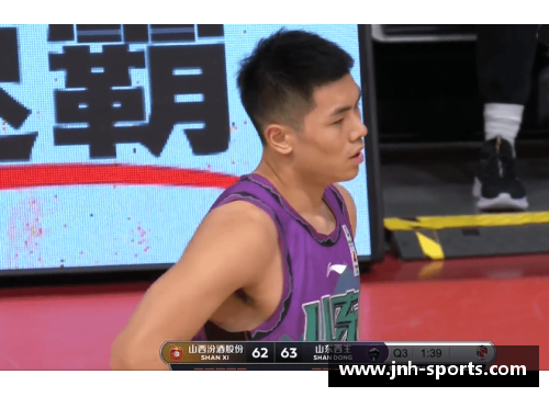 郑伟：足球场上的亮眼新秀与生涯巅峰
